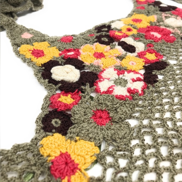 Guess Jeans Vintage NWT Floral Crochet Halter Top for Women - Picture 8 of 16